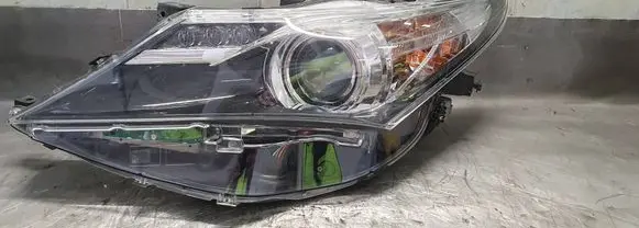 Toyota Auris E180 Headlight/headlamp 89906413 8115002E20