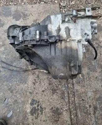 Volvo C70 Manual 5 speed gearbox 1023678