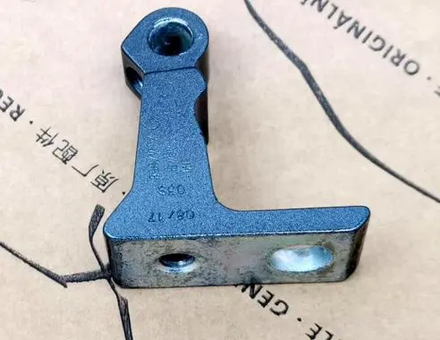 Audi A3 S3 8V Front door upper hinge 8X0831404B