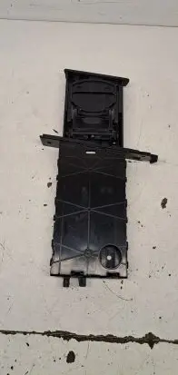 Cup holder front
