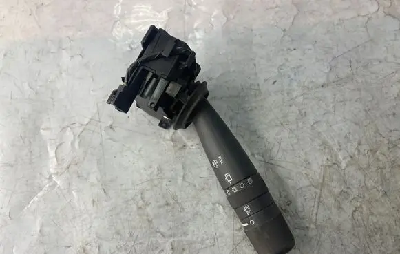 Jeep Grand Cherokee (WK) Wiper control stalk 05143310AC