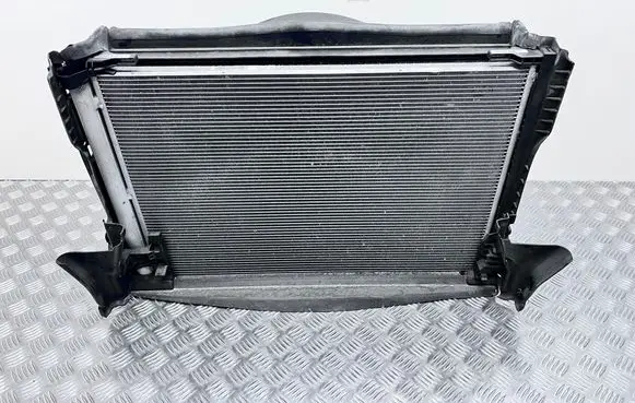 Mercedes-Benz C W205 Radiator set A0999061000 A0995002003 A0995000454