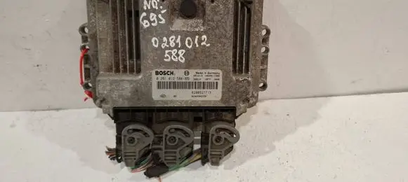 Renault Laguna II Engine control unit/module 0281012588 8200566220 8200527713