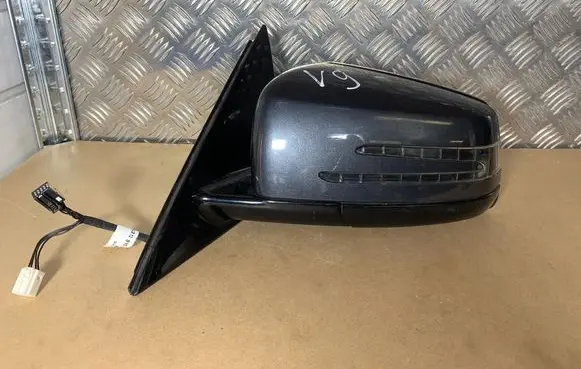 Mercedes-Benz E W212 Front door electric wing mirror A2128100516