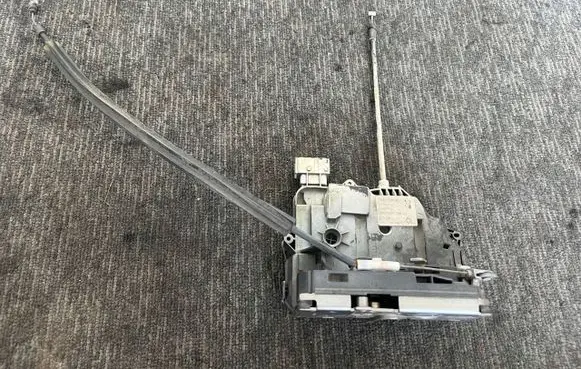 Peugeot Boxer Sliding door lock 