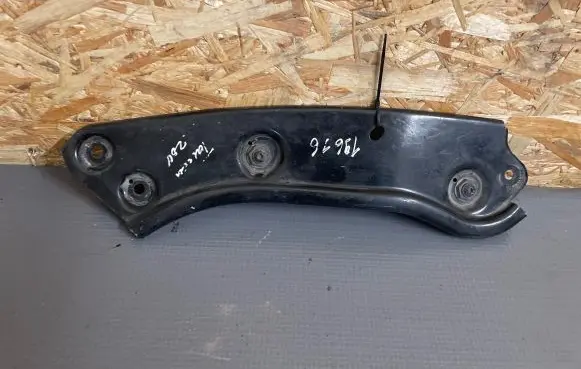 Volkswagen Touran II Radiator support slam panel bracket 1T0805932
