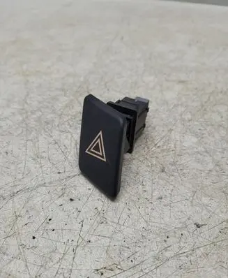 Toyota Yaris Hazard light switch 843320D020