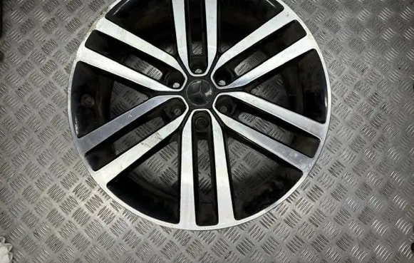 Mercedes-Benz X-class W470 R19 alloy rim A4704015700