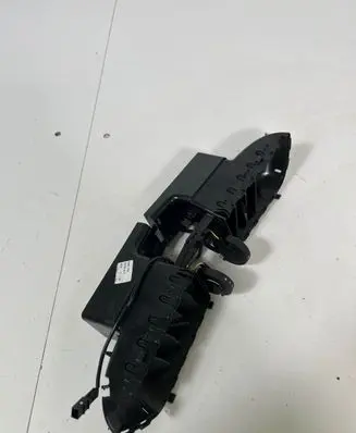Skoda Superb B8 (3V) Dash center air vent grill 3V0820951C