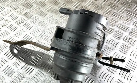 Volvo S80 Fuel filter housing 31342921