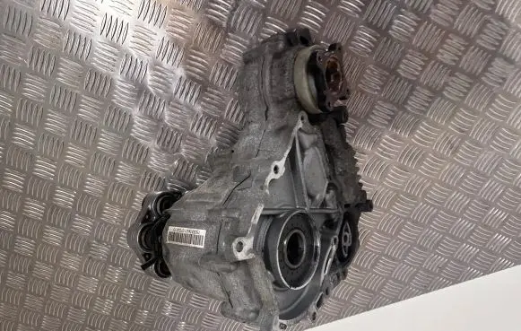 BMW 3 F30 F35 F31 Gearbox transfer box case 7505374 0703010