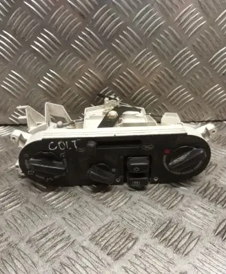 Mitsubishi Colt Climate control unit MR201365