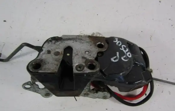 Suzuki Swift Cultus Front door lock 