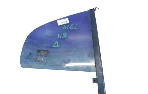 Skoda Octavia Mk1 (1U) Front door window glass four-door