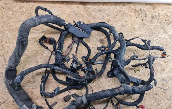 Volvo V70 Engine installation wiring loom 8688519