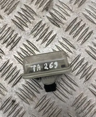 Toyota Avensis T250 Number plate light e1001479