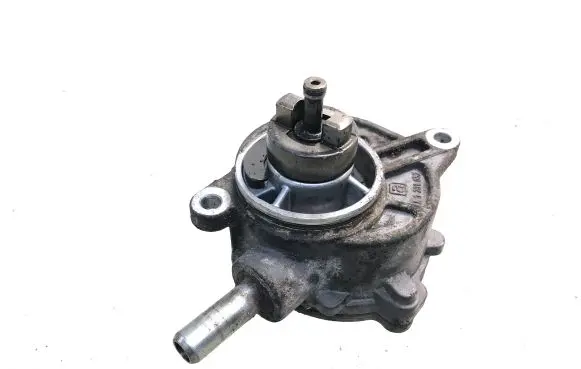 Mercedes-Benz Vito Viano W639 Vacuum pump A6462300165