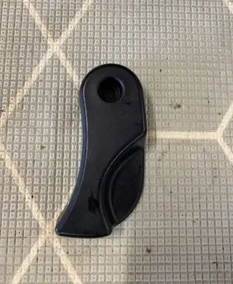 BMW 4 F32 F33 Engine bonnet (hood) release handle 7309606 1070193