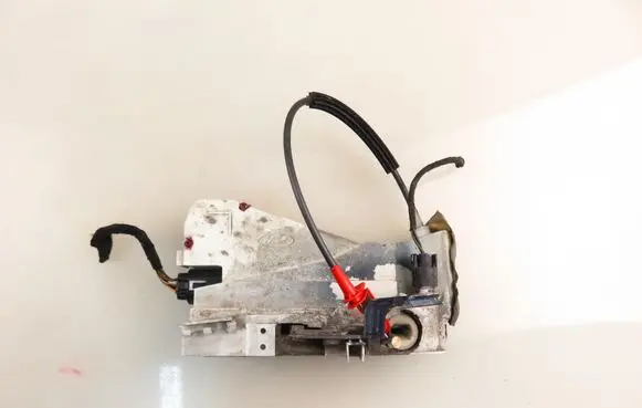 Volkswagen Sharan Front door lock
