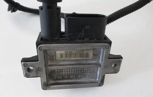 BMW 4 F32 F33 Glow plug pre-heat relay 780015603