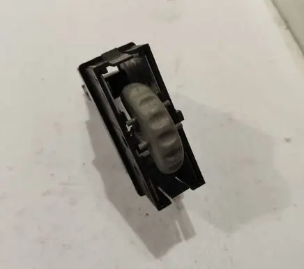 Renault Scenic I Headlight level height control switch 7700436047