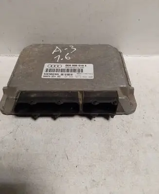Audi A3 S3 8L Engine control unit/module 06A906019E 5WP432403