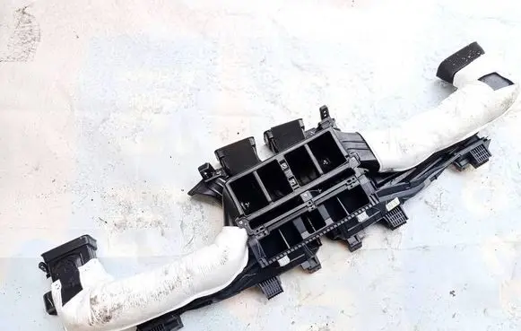 Hyundai Tucson IV NX4 Cabin air duct channel 97473N7900