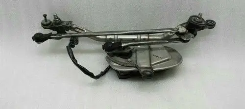 Maserati GranTurismo Front wiper linkage and motor