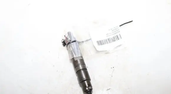 Audi A3 S3 8L Fuel injector