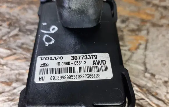 Volvo XC70 ESP acceleration yaw rate sensor 30773379 10098005312 10170103783