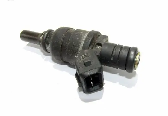 Skoda Octavia Mk1 (1U) Fuel injector 06A906031D