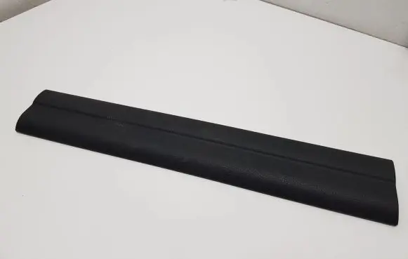 BMW 2 F46 Front sill trim cover 51477298839 104622A0