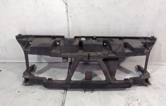 Renault Scenic II - Grand scenic II Radiator support slam panel 8200140174