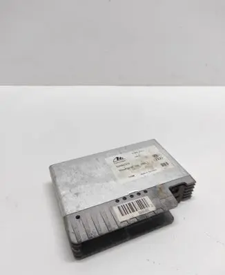 Volkswagen PASSAT B5 Engine control unit/module 535907379 338540