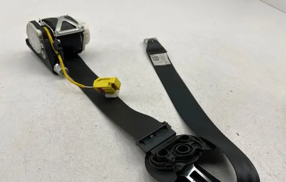 Volkswagen Tiguan Front seatbelt 5N2857706 1000045