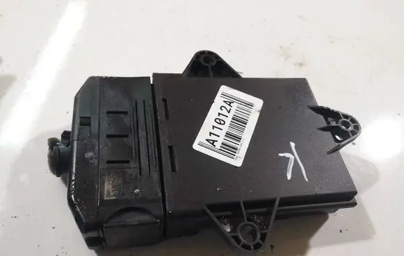 Volkswagen Bora Door control unit/module 13111456 5wk46001