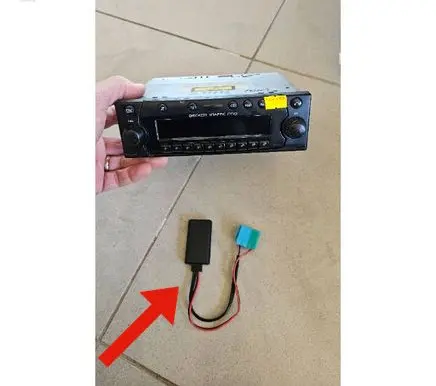 Mercedes-Benz Vito Viano W638 AUX in-socket connector BECKER BE7802 BE4720
