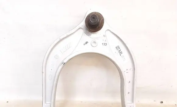 BMW XM Front upper control arm/wishbone 8091171 31108091171