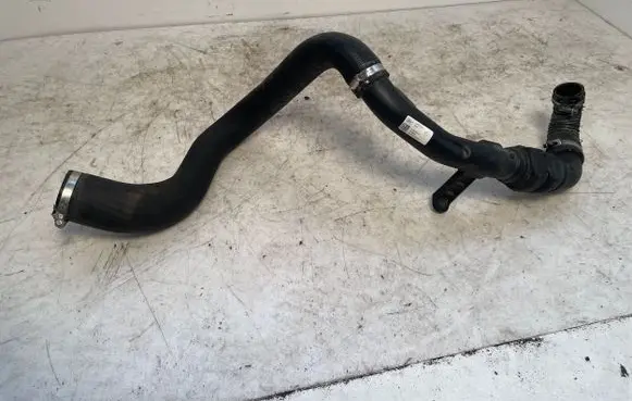 Ford Mondeo MK V Intercooler hose/pipe F10147684 DS736C646DK