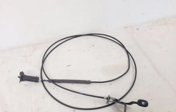Hyundai i30 Fuel cap flap release cable