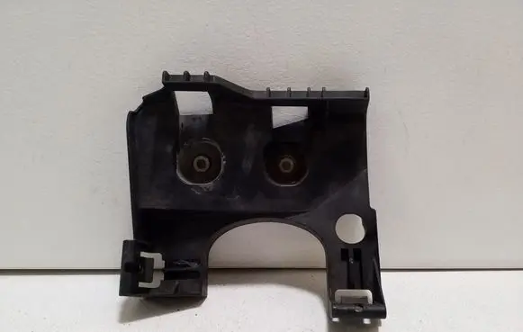 Other engine bay part