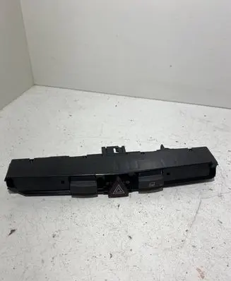 Opel Astra H Hazard light switch 13100105 03758075 C327