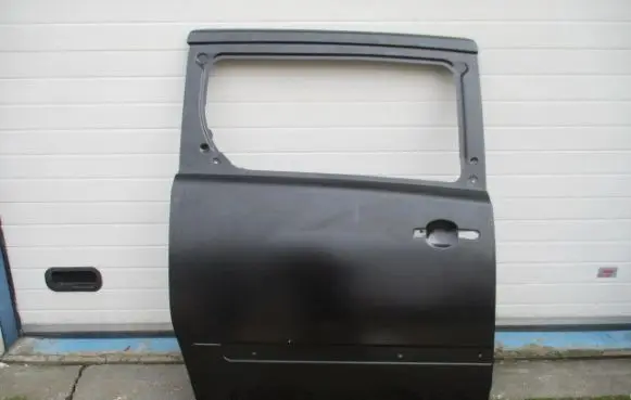 Nissan Quest Front door 82152-5Z031