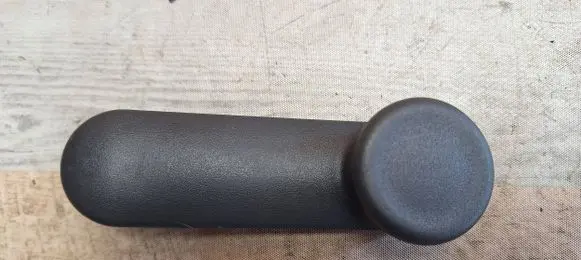 Opel Astra H Rear door window winding handle 902471500430