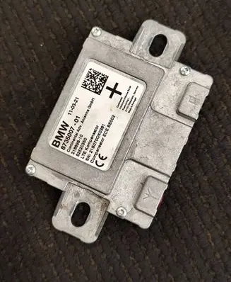 BMW X6 G06 Aerial antenna amplifier 8735007
