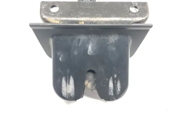 Audi A2 Tailgate exterior lock 8Z0827520