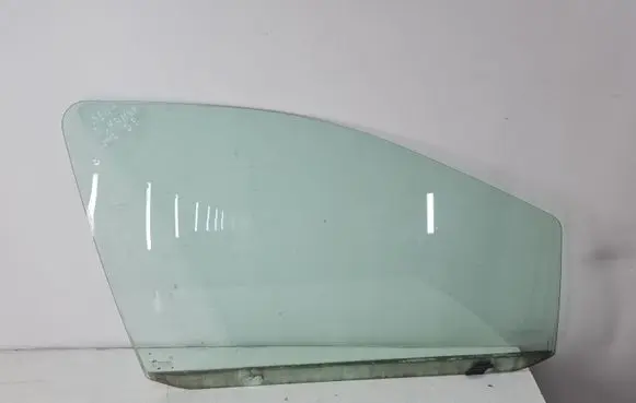 Seat Alhambra (Mk1) Front door window glass four-door