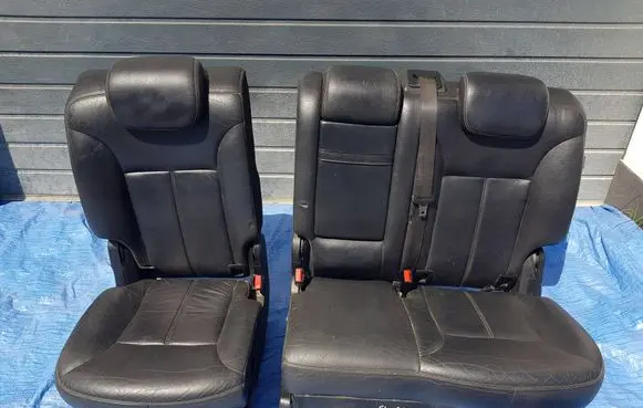 Mercedes-Benz GL X164 Second row seats FE164CG