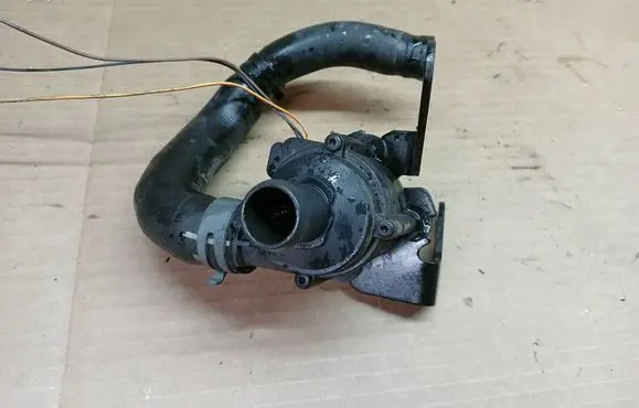 Audi A4 S4 B9 Electric auxiliary coolant/water pump 5Q0965561B 704071160 16T1041803BQ