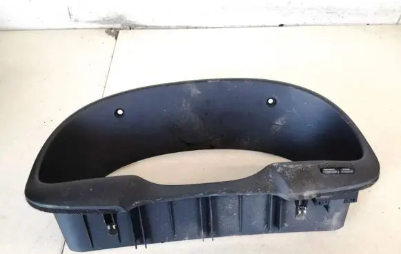 Hyundai Santa Fe Dashboard trim 848312b000 84831-2b000
